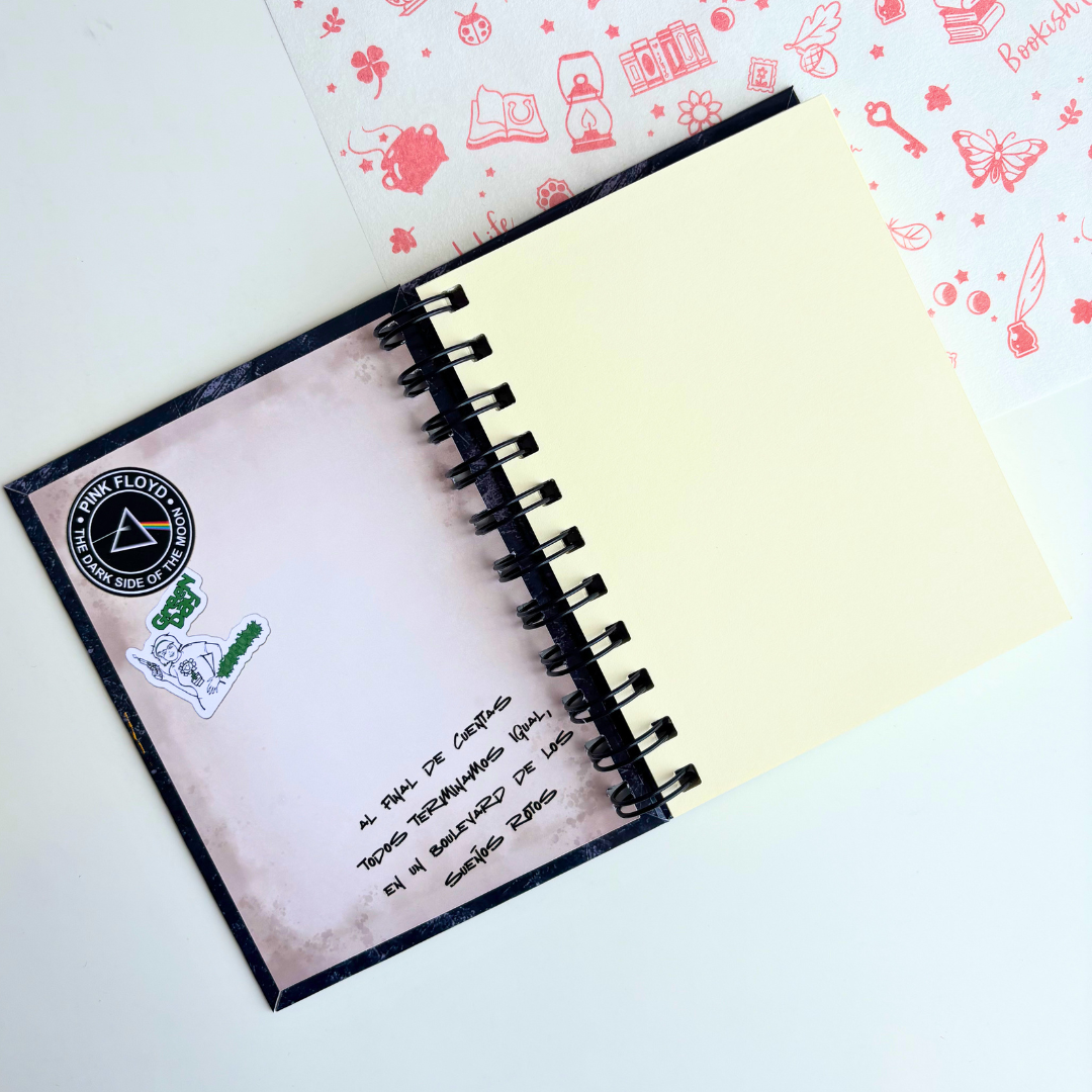 Libreta Luke Howland